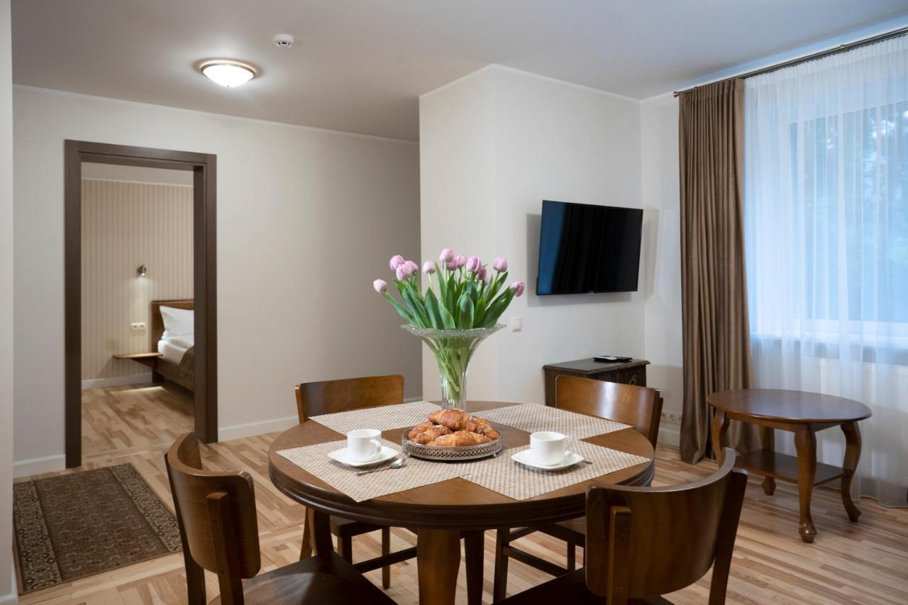 Villa Acacia Каунас Экстерьер фото